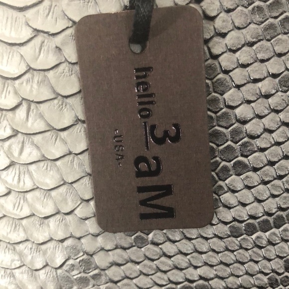 Grey Snakeskin Look Clutch Handbag Purse w Tassel NWT - Picture 7 of 9